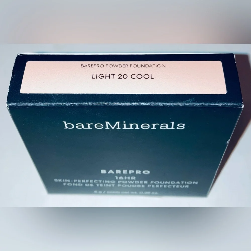 bareMinerals BAREPRO 16HR Skin Perfecting Powder Foundation - NEW! LIGHT 20 COOL